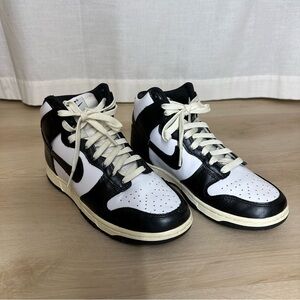 Nike Women’s Dunk High